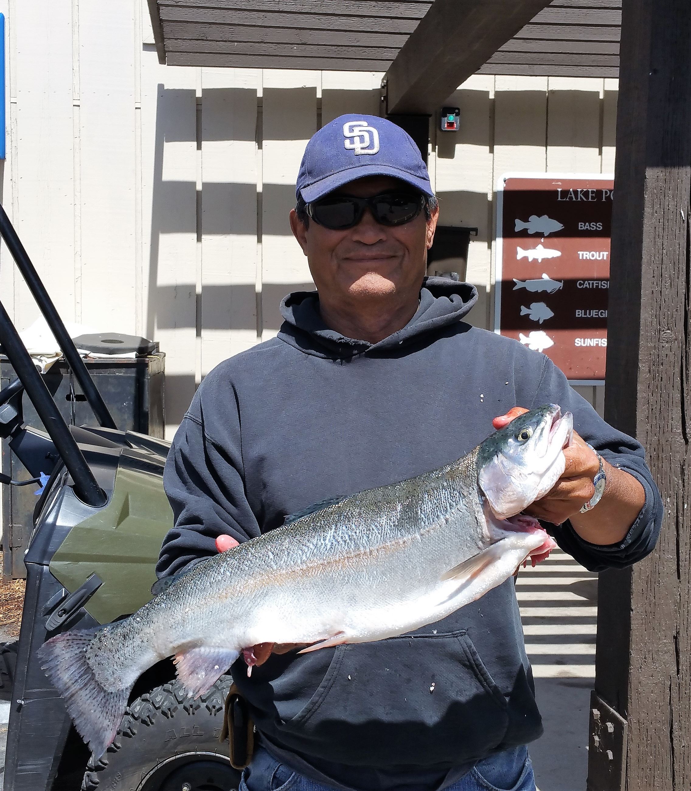 Tony Orlina, Ramona, 6.5 lb., Nightcrawler boat.