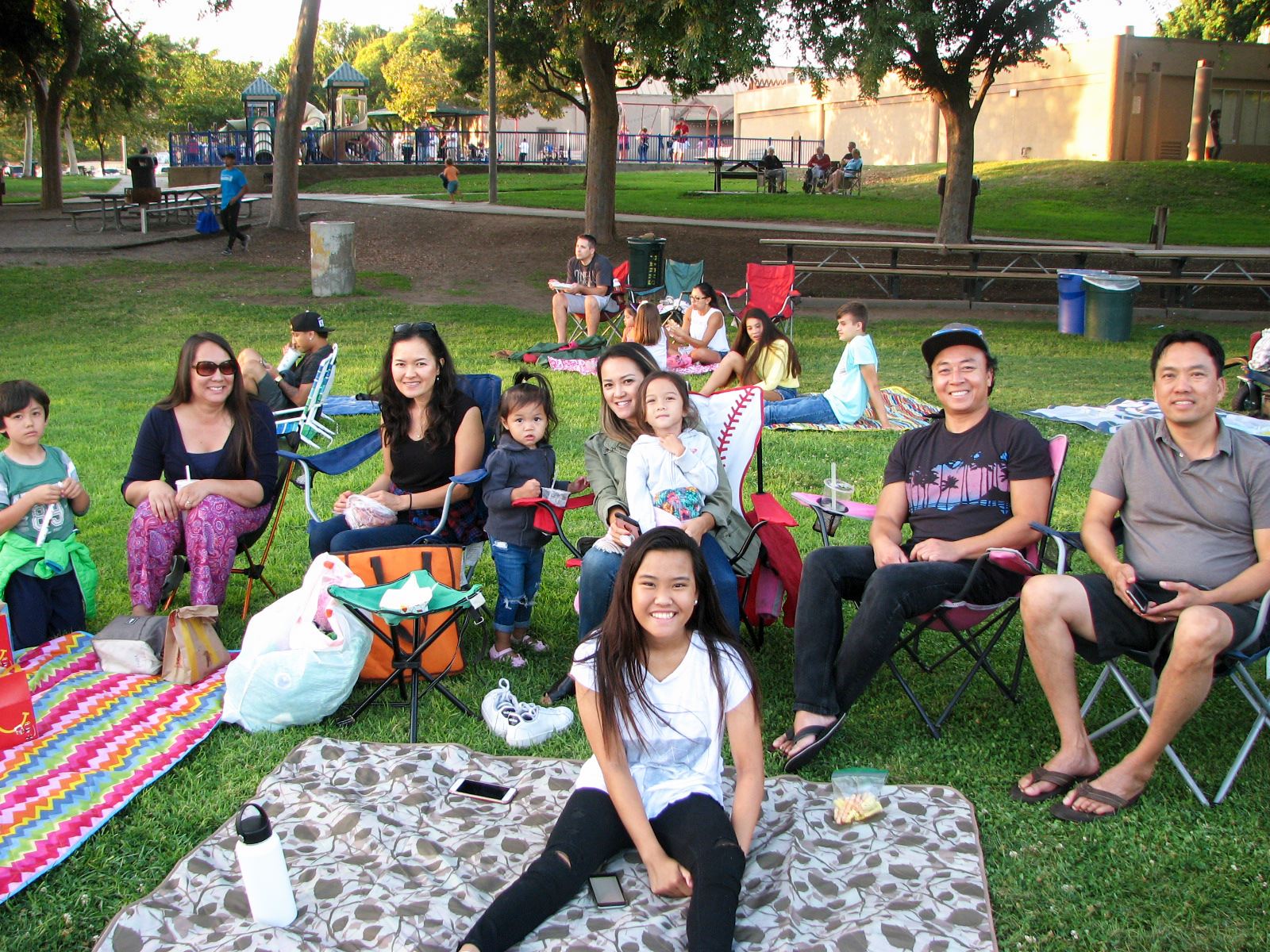 Large family at Moana